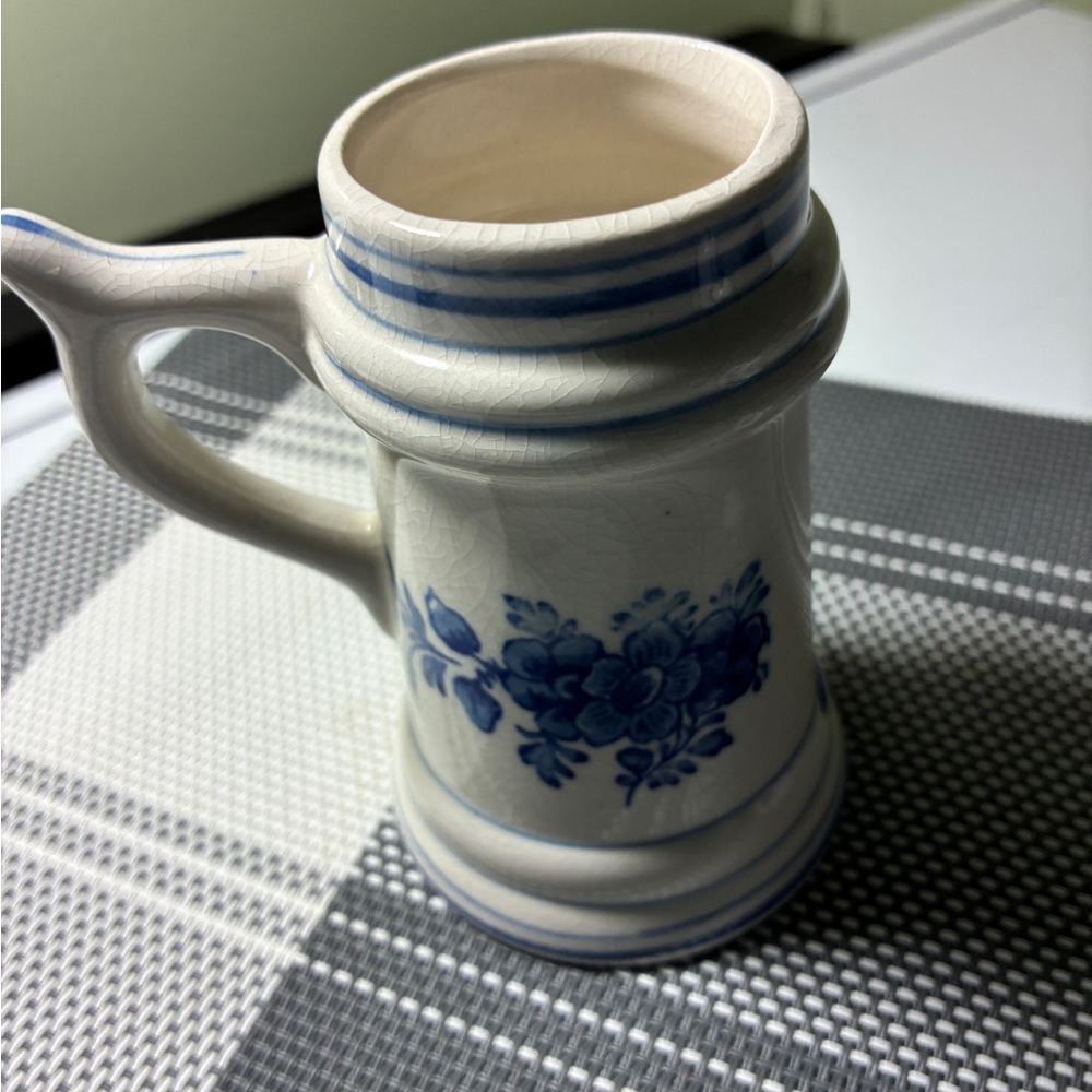 Blue and White Ceramic Windmill Art Set & salt & pepper set - Picture 8 of 8